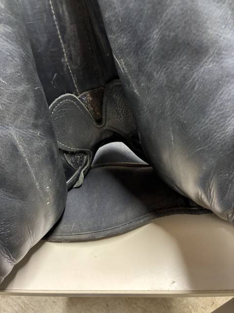 Selle Startrekk dressage &ndash; DOS COURT &ndash; avec 4 arcades