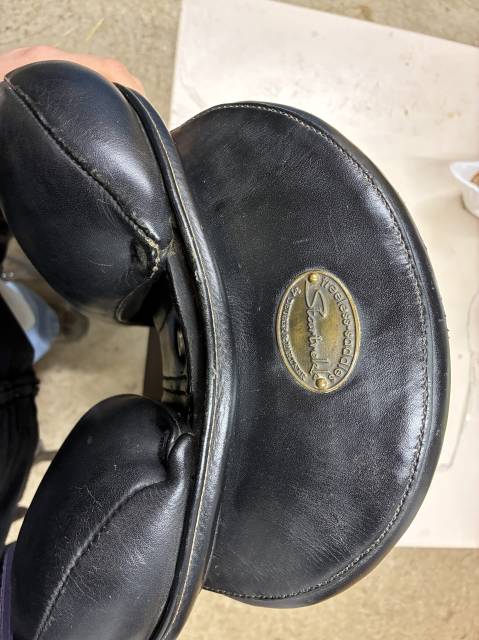 Selle Startrekk dressage &ndash; DOS COURT &ndash; avec 4 arcades