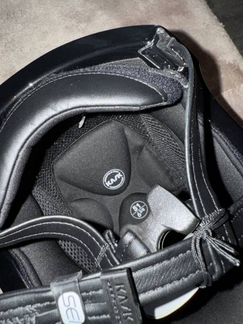 Casque Kooki noir brillant KASK