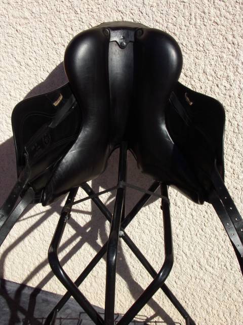 Selle Dressage CWD Magnifique 17'