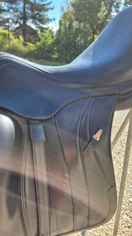 Selle dressage &eacute;quipe Viktoria