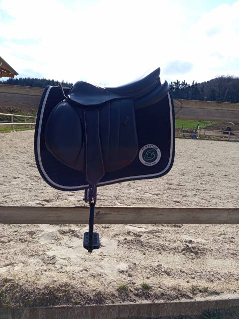 Selle Forestier S&eacute;oul pro  Doubl&eacute;e veau  Petits quartiers (1A)  17' 