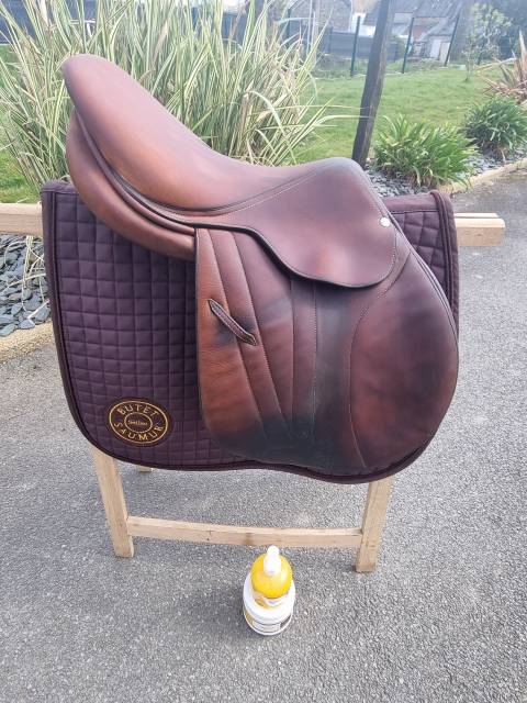 Selle BUTET Taille 16 pouces