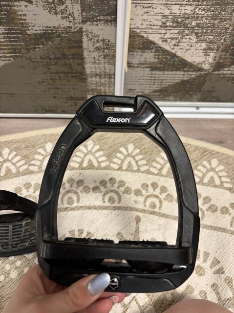 &Eacute;triers safe-on  flex-on