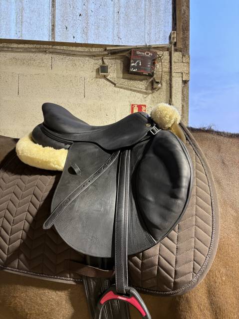 Selle CWD SE02 noir cso 