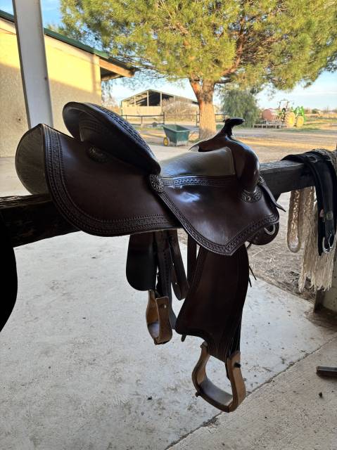 Selle all around western 