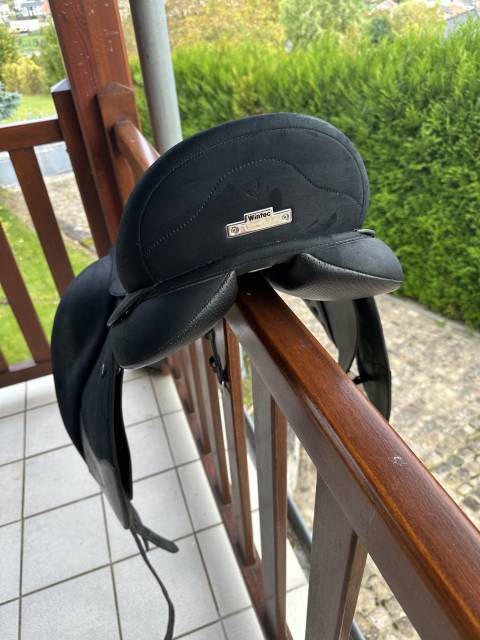 Selle de dressage Wintec Isabell Icon Air Hart