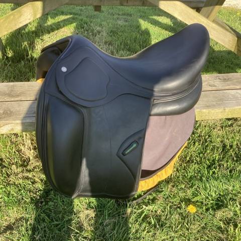 Selle dressage 