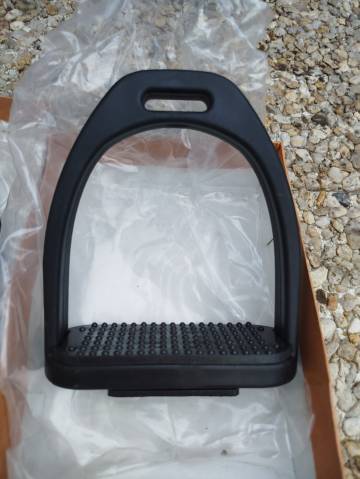 &Eacute;triers antid&eacute;rapant neufs 