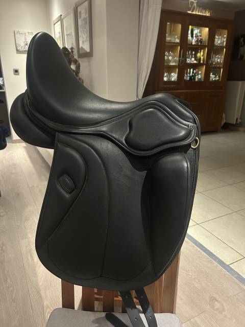 Selle dressage zaldi castel