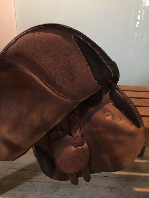 Selle jumping CSO Gt Concept taille 17,5