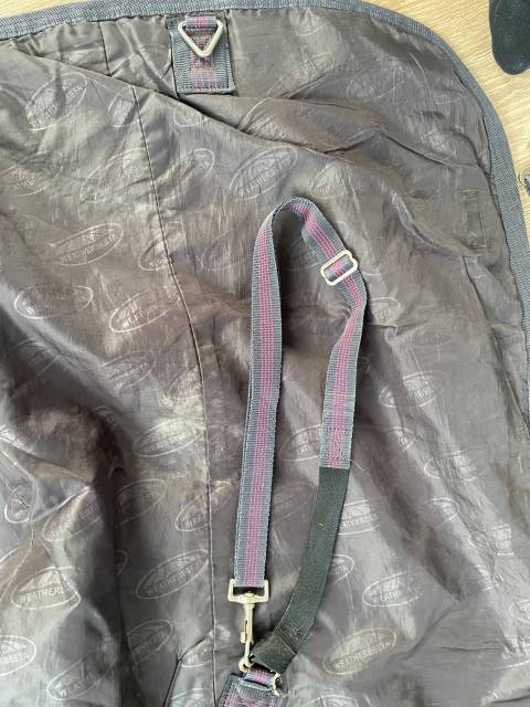 Couverture Weatherbeeta 1200D medium lite 100gr 150cm 