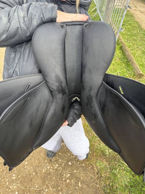  SELLE 17,5 Arcade interchangeable D&eacute;cathlon