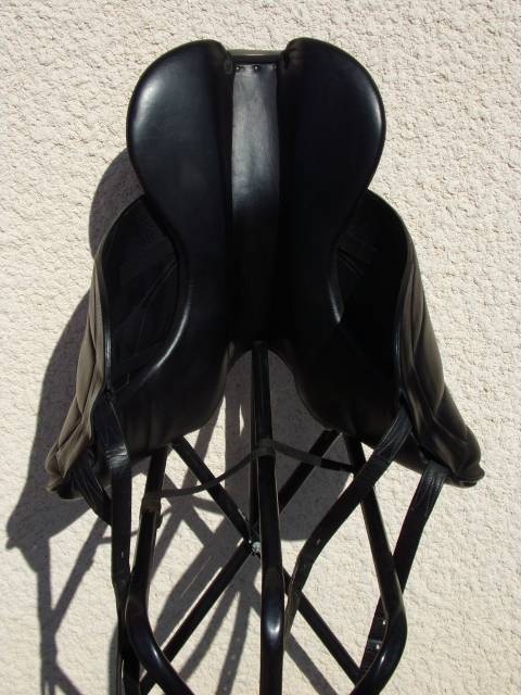 Selle Dressage Forestier Aachen 17'5