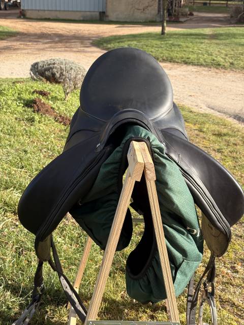 Selle de Dressage Makila Harmonie avec gardon 