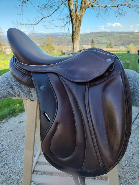 Selle Dressage Havane 17"