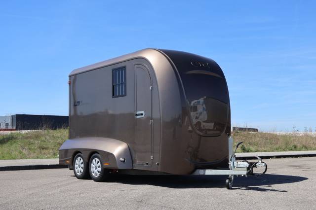 VAN STX EXCLUSIVE TRAILER STALLE 2 CHEVAUX 