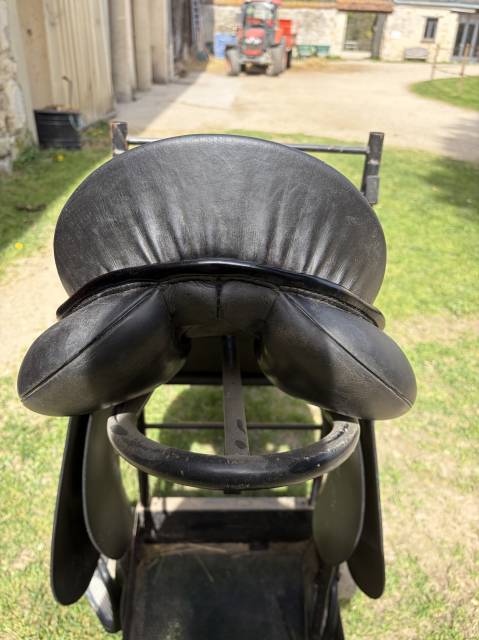 Selle Sirius Passier taille 17,5