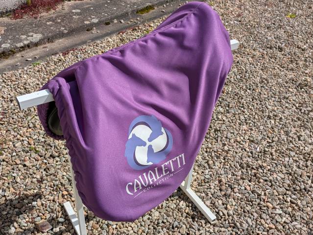 Selle Cavaletti mixte cuir 17"