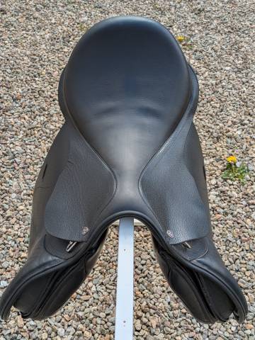 Selle Cavaletti mixte cuir 17"