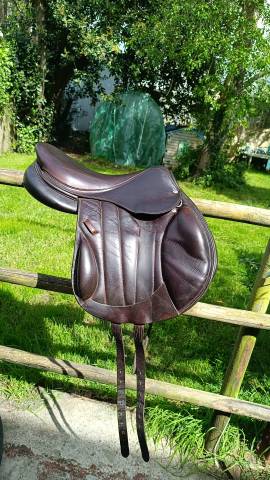 N&Eacute;GOCIABLE Selle Forestier Boeckelo 