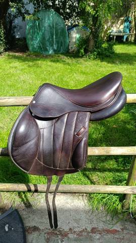 N&Eacute;GOCIABLE Selle Forestier Boeckelo 