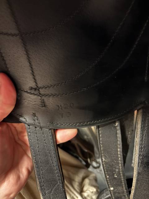 Selle de dressage Antares Cadence 