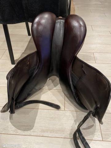 Selle de cross &Eacute;ric Thomas 17 pouces mono quartier 