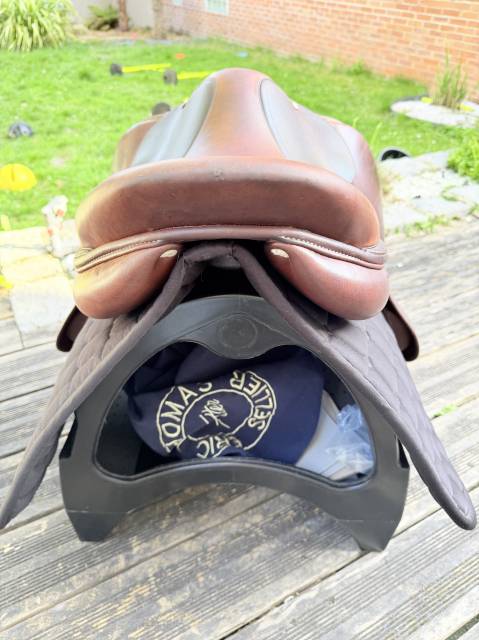 Selle mixte Eric Thomas &eacute;lite taille 17 pouces 