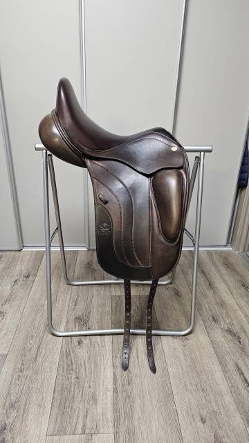 Selle dressage Fairfax mod&egrave;le Petrus