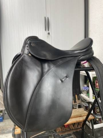 Selle mixte "nez coup&eacute;"