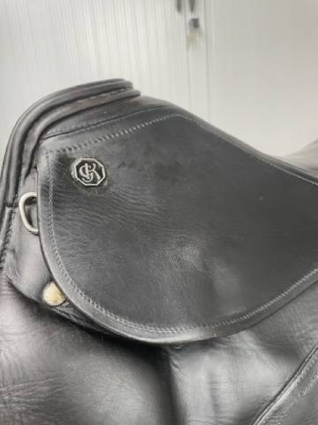 Selle mixte "nez coup&eacute;"