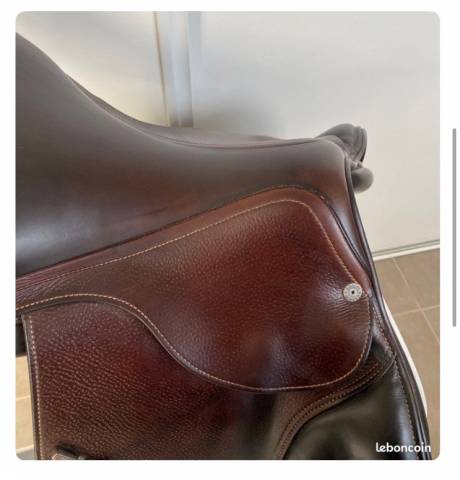 Selle CSO &Eacute;quipe EK27 taille 18