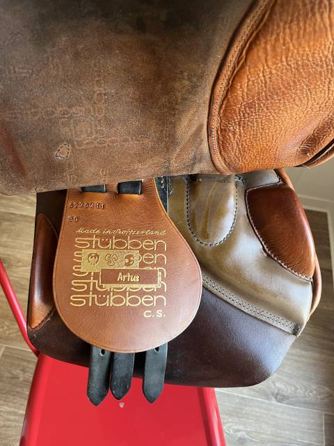 Selle en cuir St&uuml;bben