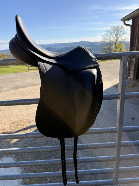 Selle Dressage Childeric 