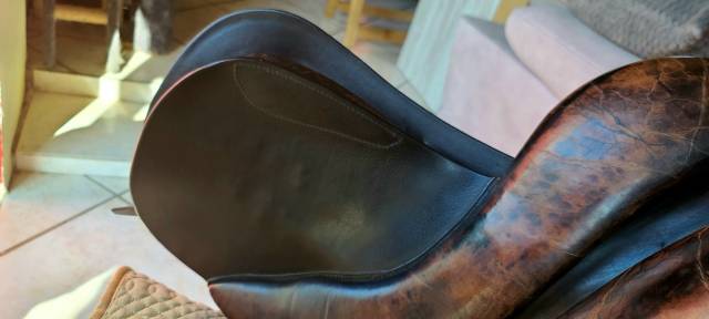 Selle Forestier Ilium 16,5" noire