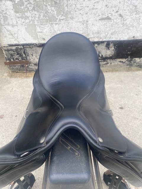 Selle dressage Bates