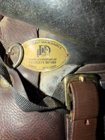 Selle de dressage de marque DAALEMAN 18 pouces