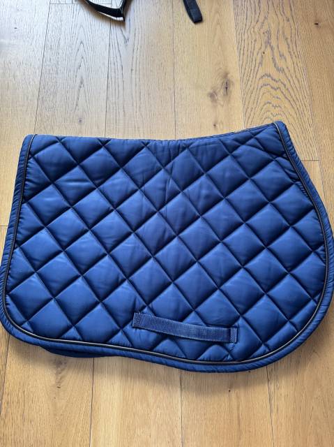 tapis herv&eacute; godignon 