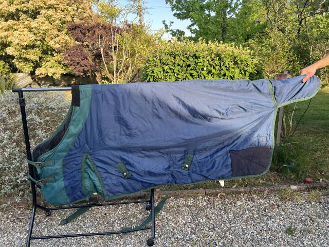 Couverture cheval bleu ext&eacute;rieur chaud  Taille 130 voir