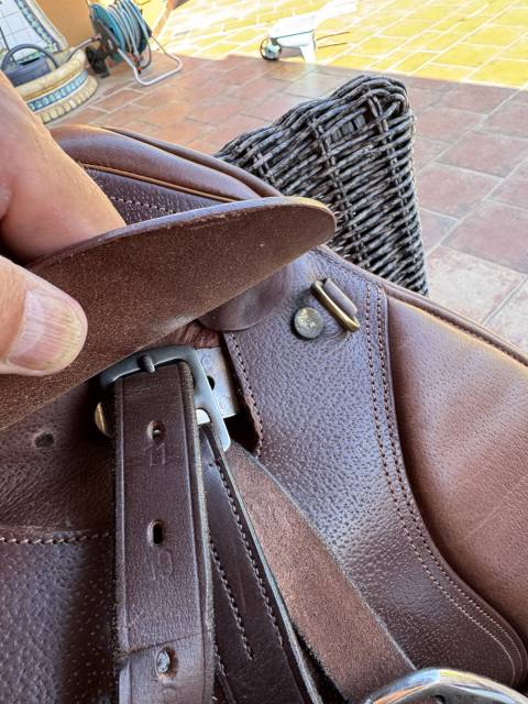 Selle compl&egrave;te 