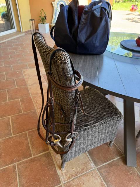 Selle compl&egrave;te 