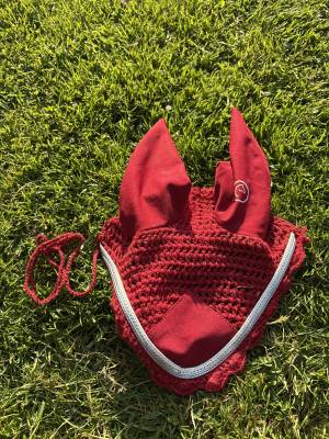 Bonnet rouge Equithème