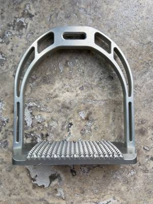 Étriers MOS Équitation aluminium gris