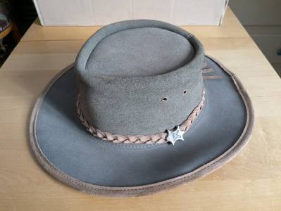 Chapeau australien