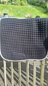 Tapis de selle BR dressage Full beige  très bon état 