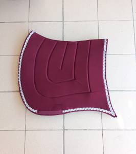 Tapis cheval à pointe 