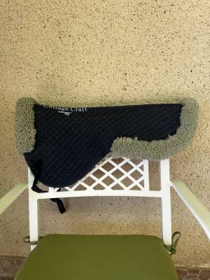 Amortisseur de dos en mouton Cottage Craft