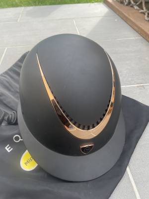 Bombe Equitheme système Mips, taille S 
