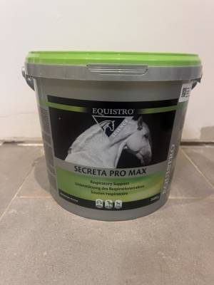SECRETA PRO MAX EQUISTRO